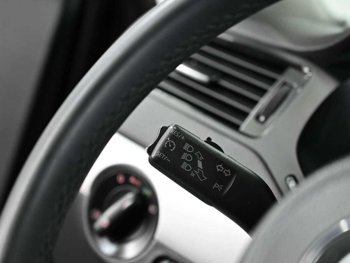 Б/У Фольксваген Джетта 2012 года. Фото: #9