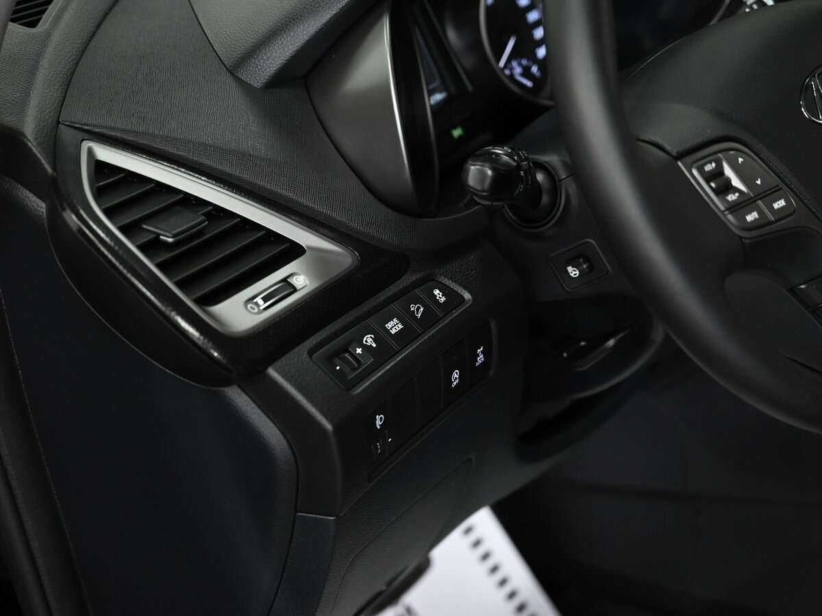 Б/У Хендай Санта Фе 2016 года. Фото: #5