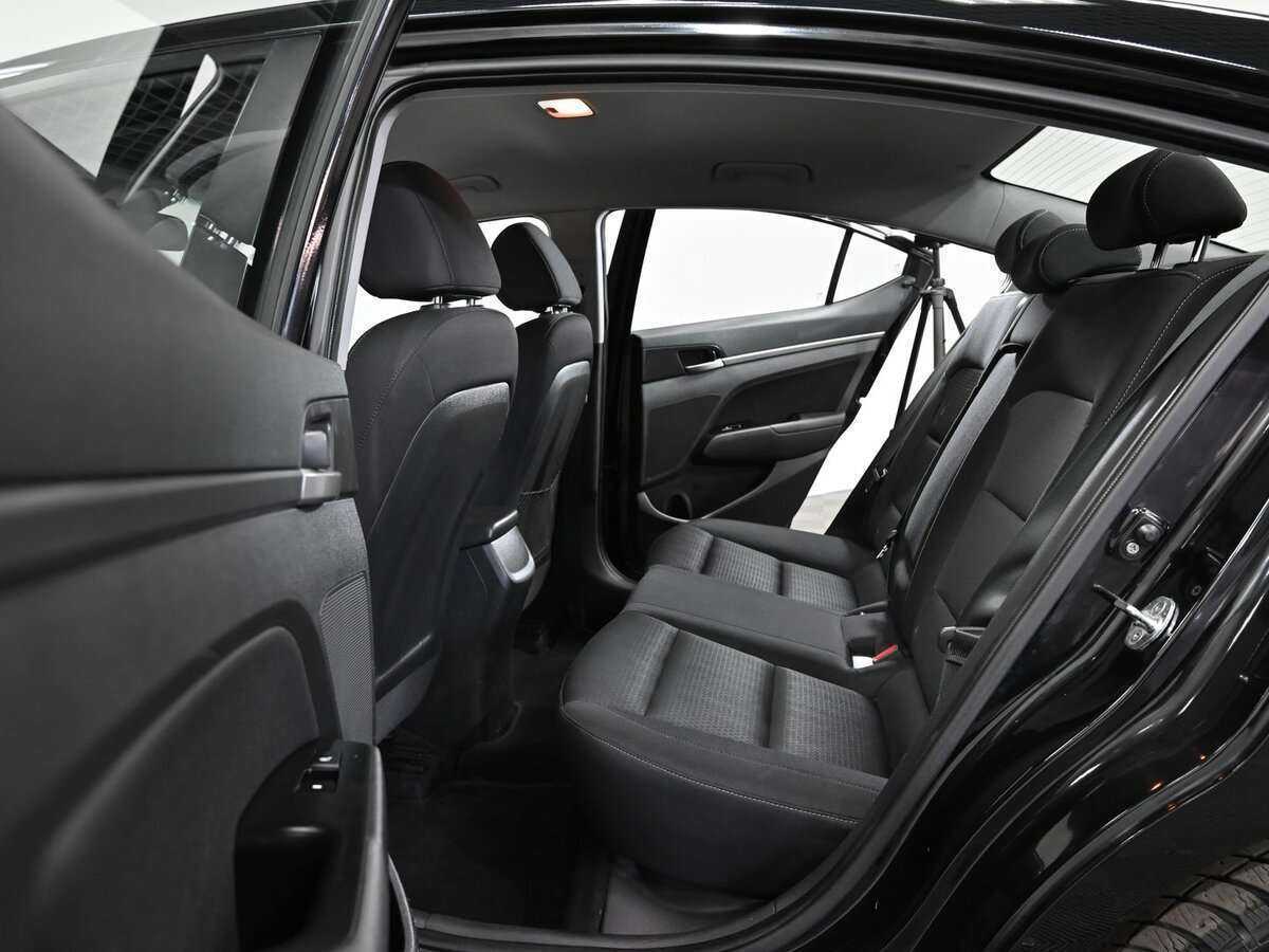 Б/У Хендай Елантра 2017 года. Фото: #5