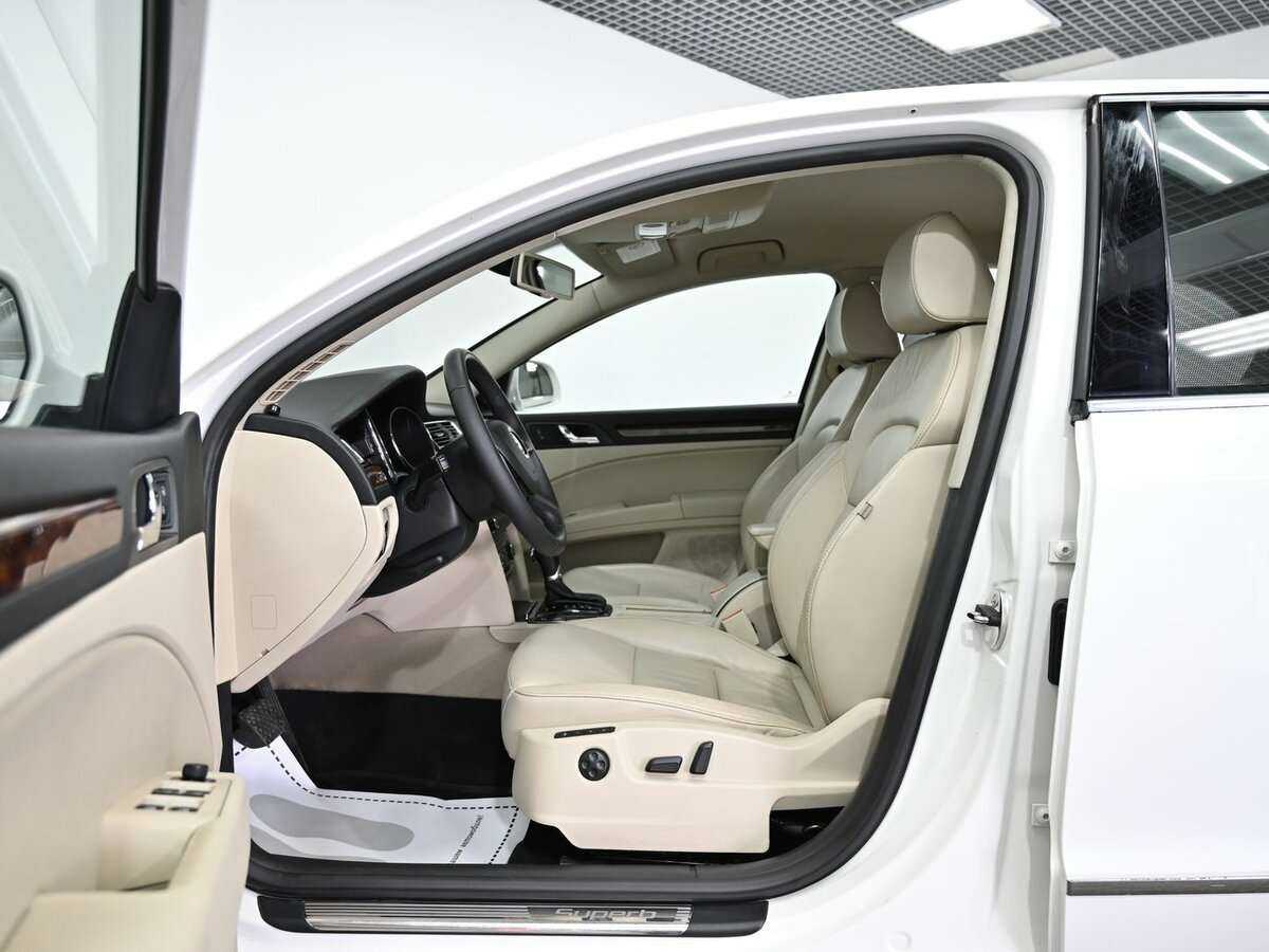 Б/У Шкода Суперб 2013 года. Фото: #7