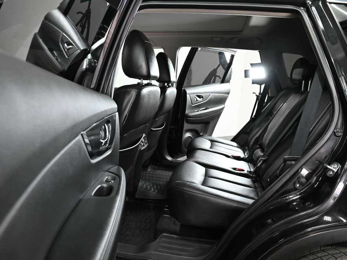 Б/У Ниссан Икс-Трейл 2015 года. Фото: #5