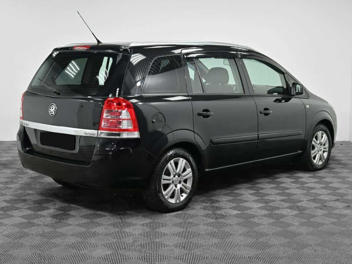 Б/У Опель Зафира 2012 года. Фото: #1