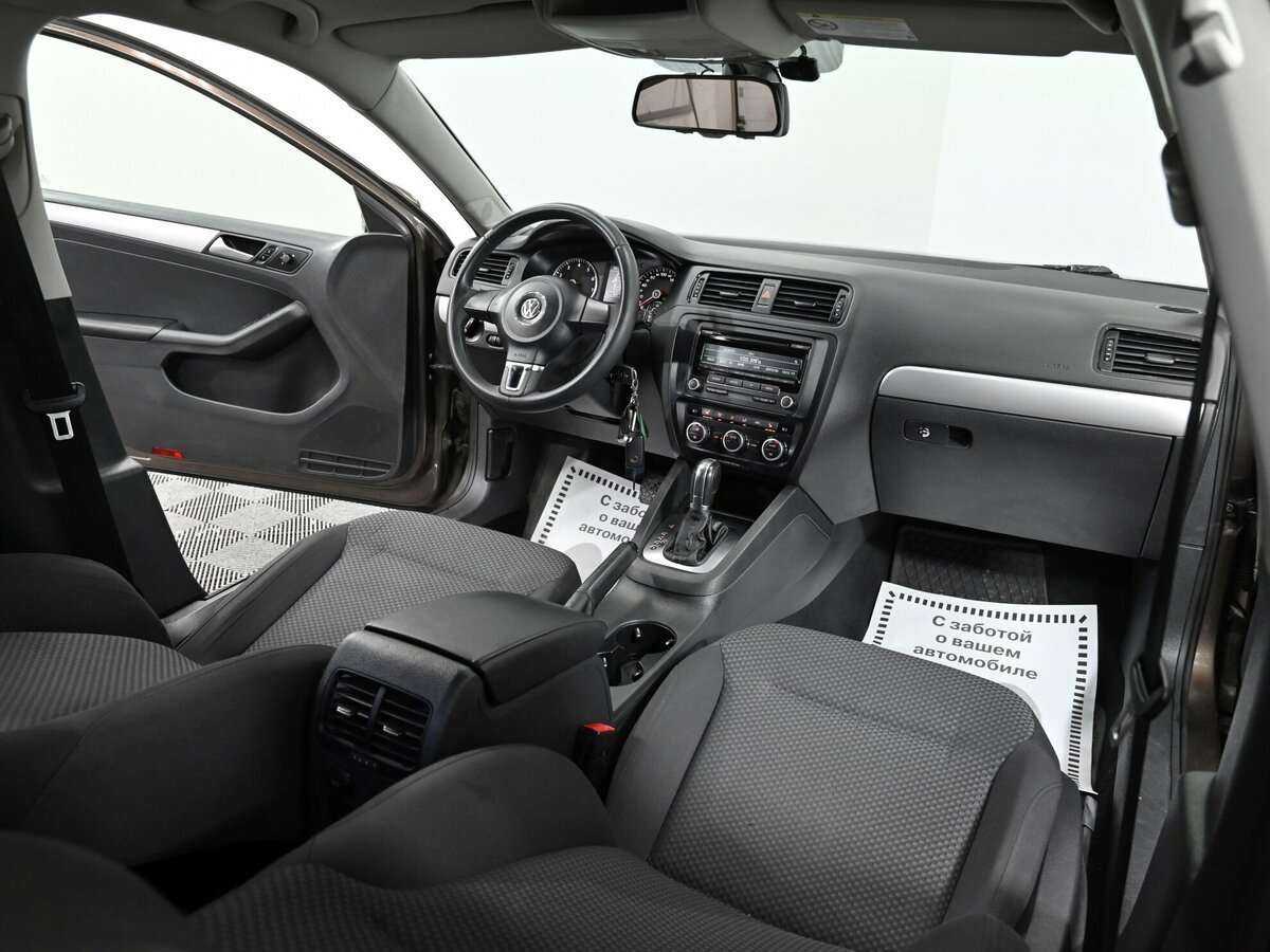 Б/У Фольксваген Джетта 2013 года. Фото: #7