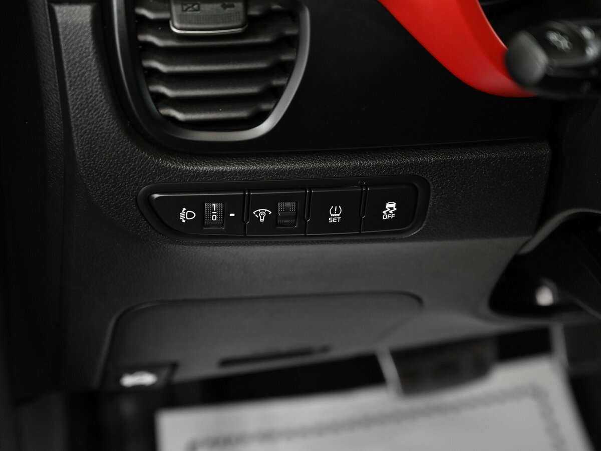 Б/У Киа Рио 2021 года. Фото: #8