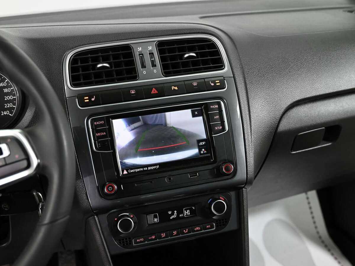 Б/У Фольксваген Поло 2019 года. Фото: #7