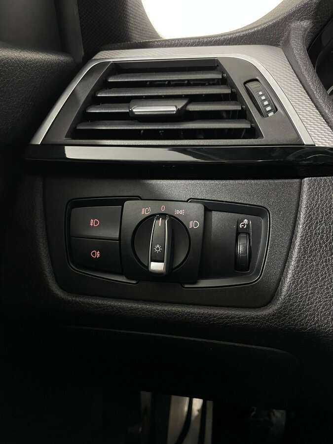 BMW 3 серии 2016 года с пробегом. Фото: #20