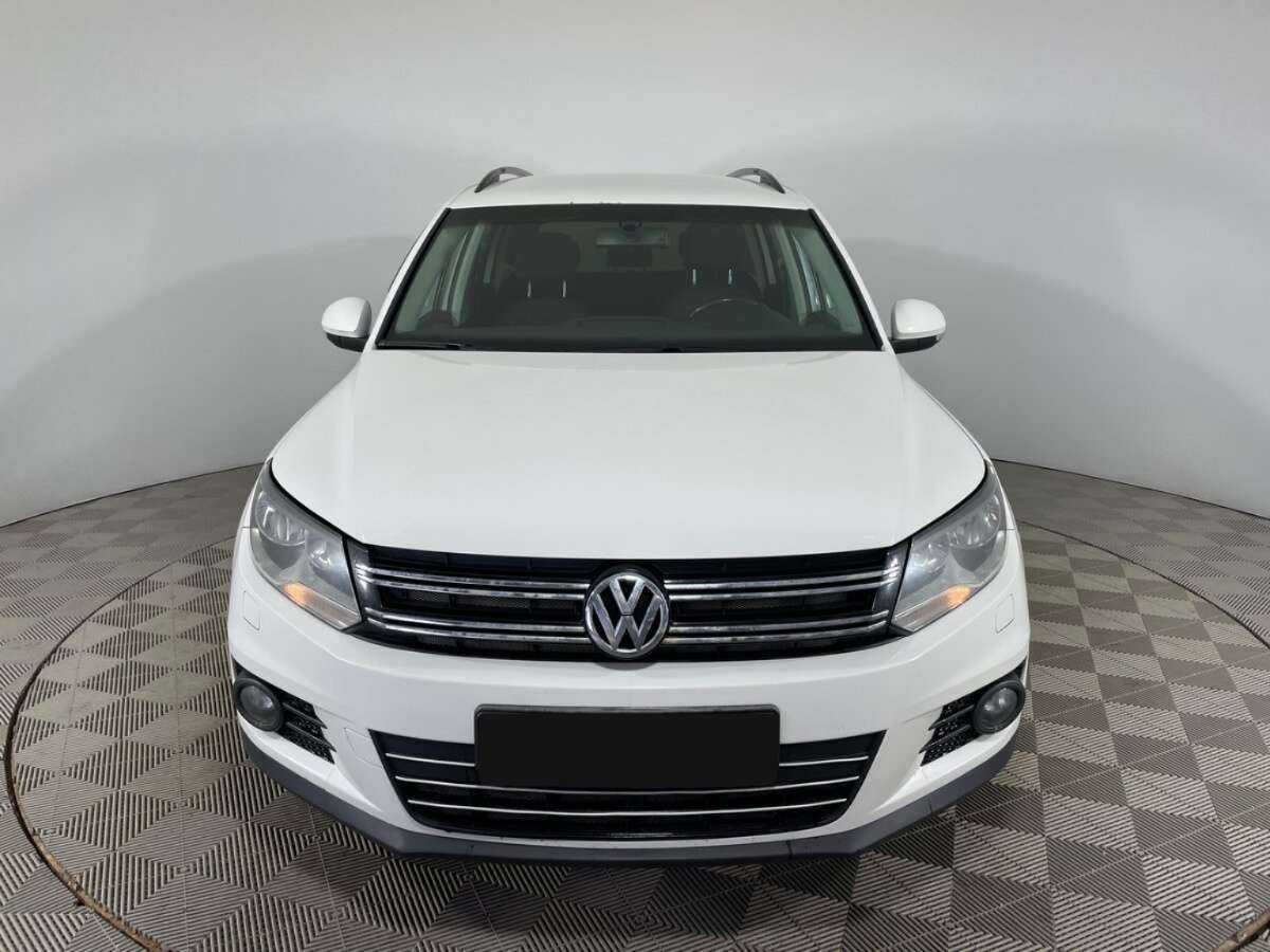 Volkswagen Tiguan 2013 года с пробегом. Фото: #1