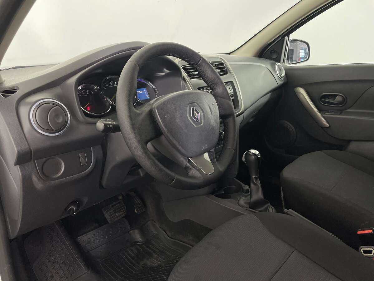 Renault Logan 2015 года с пробегом. Фото: #6