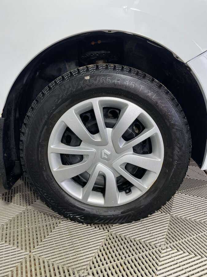 Renault Logan 2014 года с пробегом. Фото: #8