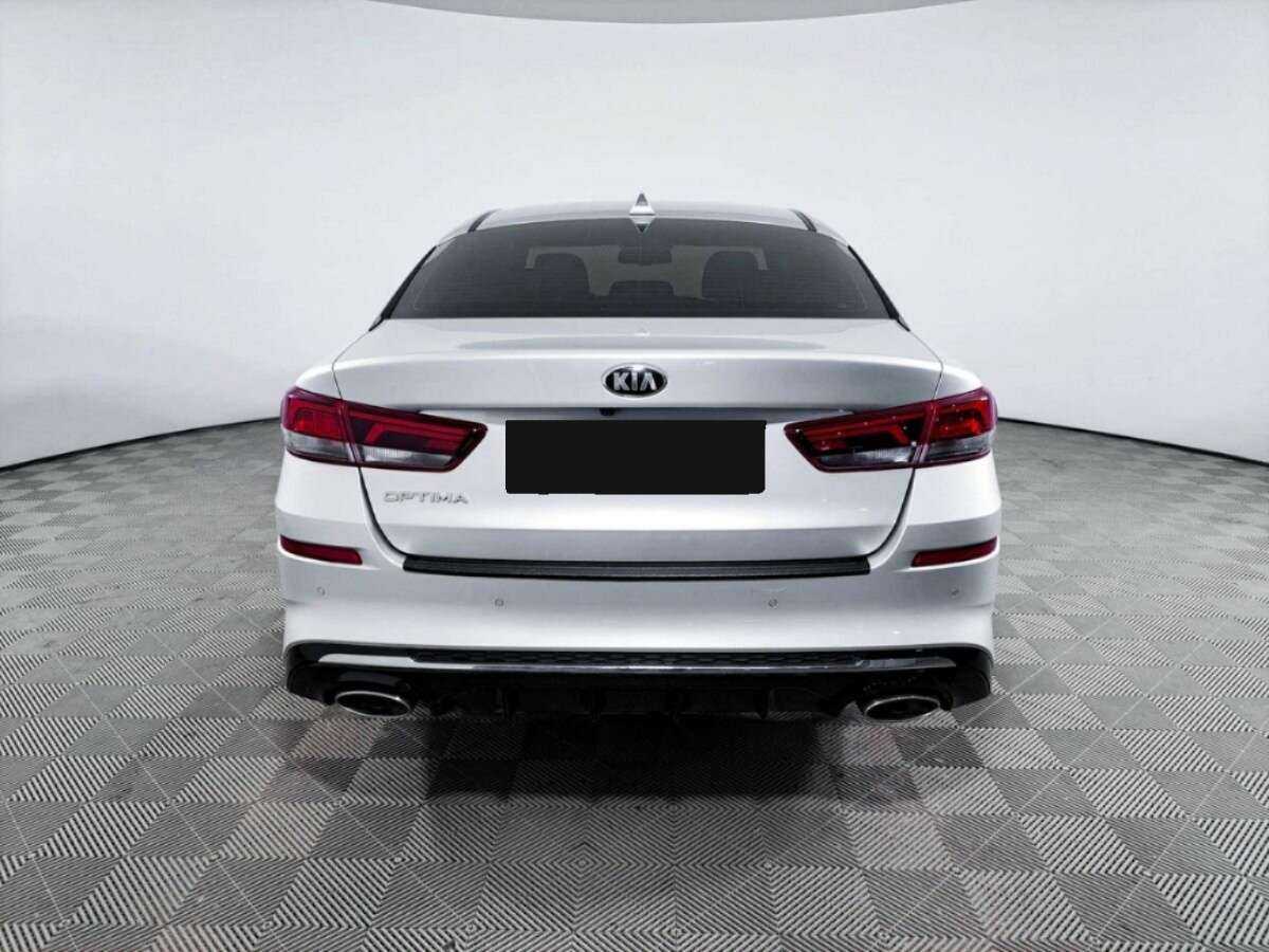 Kia Optima 2018 года с пробегом. Фото: #5
