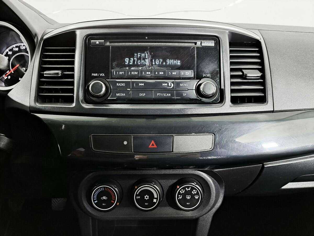 Б/У Митсубиши Лансер 2012 года. Фото: #13