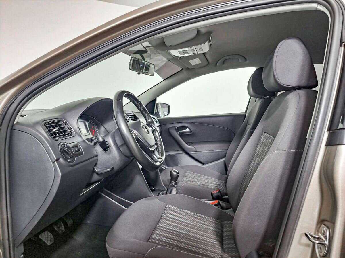 Volkswagen Polo 2018 года с пробегом. Фото: #12