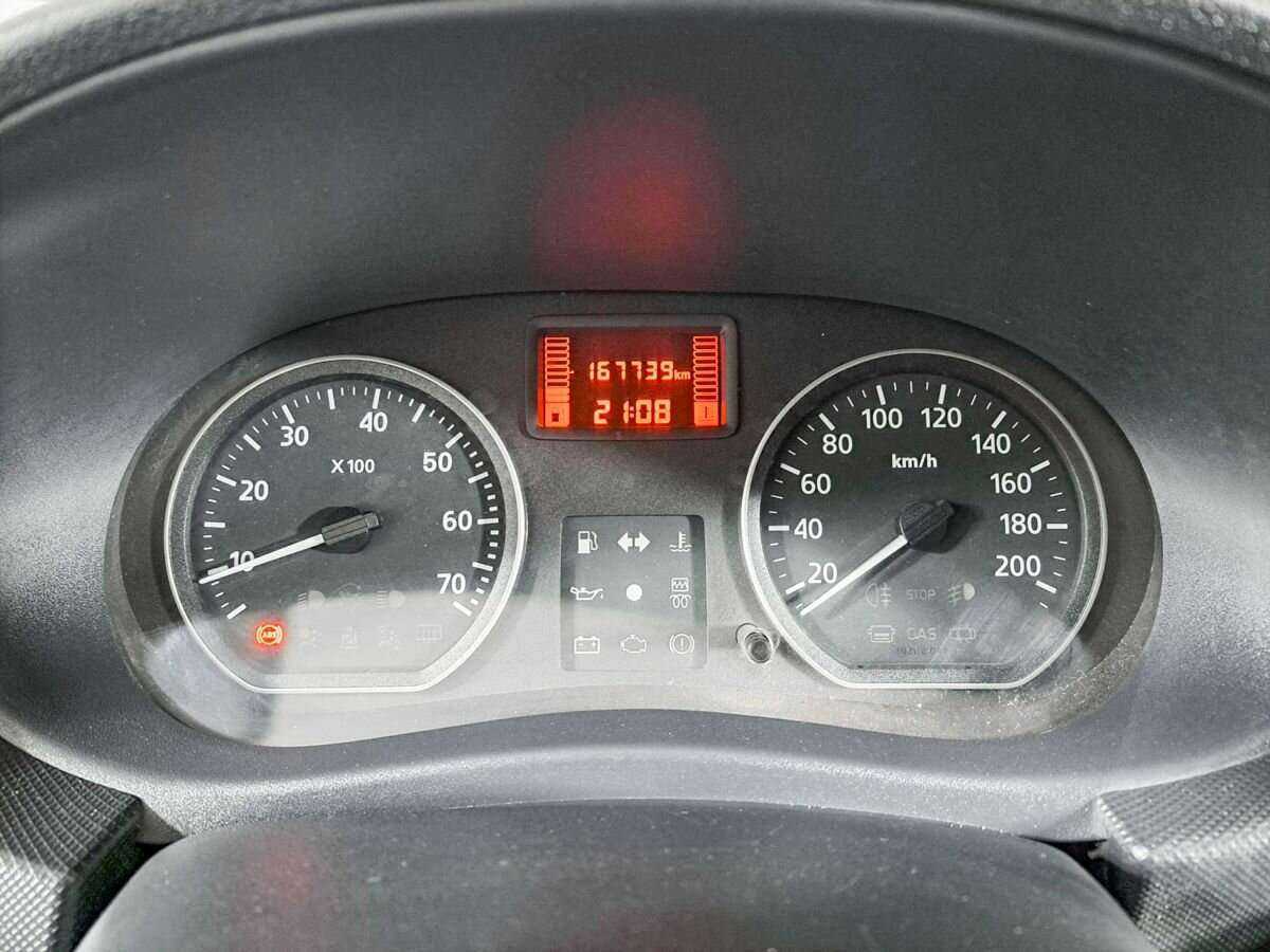 Renault Sandero 2012 года с пробегом. Фото: #10