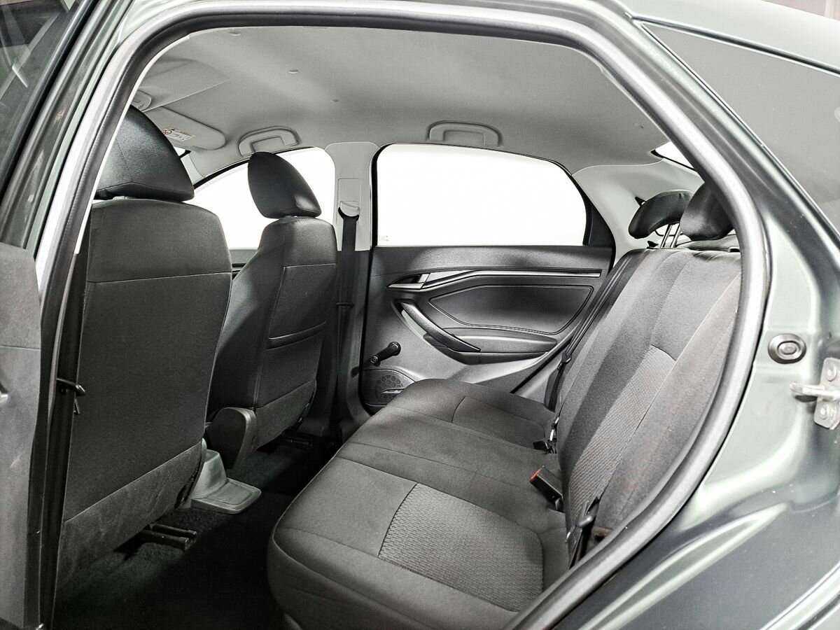 Lada (ВАЗ) Vesta 2017 года с пробегом. Фото: #8