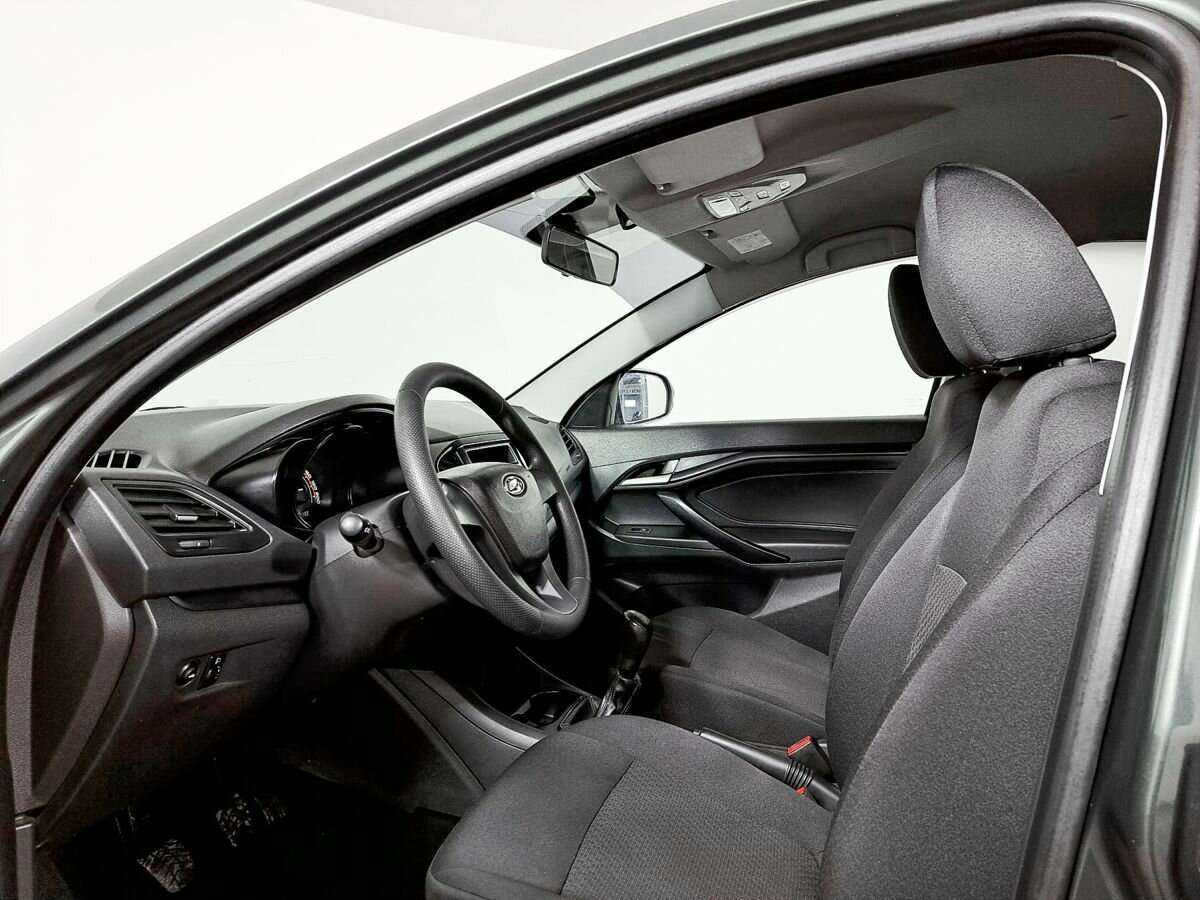 Lada (ВАЗ) Vesta 2017 года с пробегом. Фото: #12