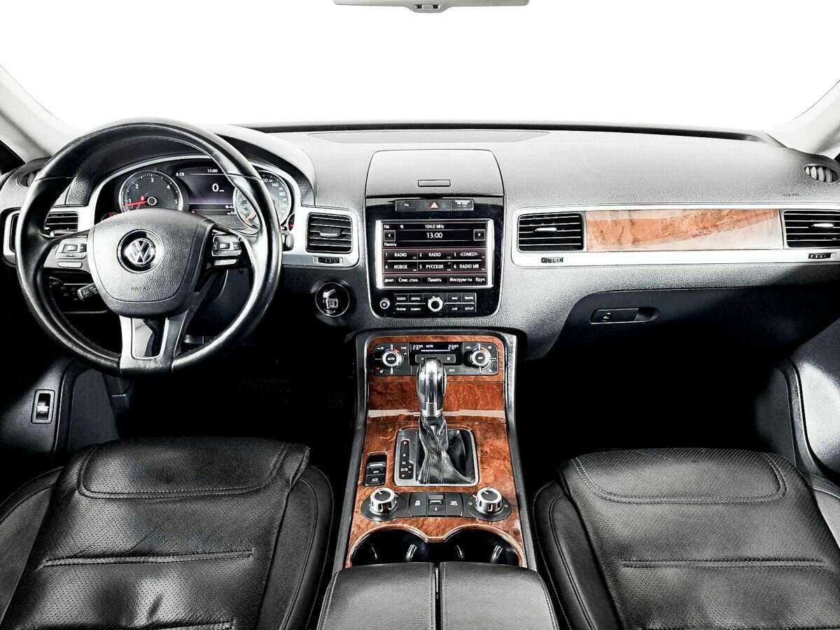 Б/У Фольксваген Туарег 2012 года. Фото: #11