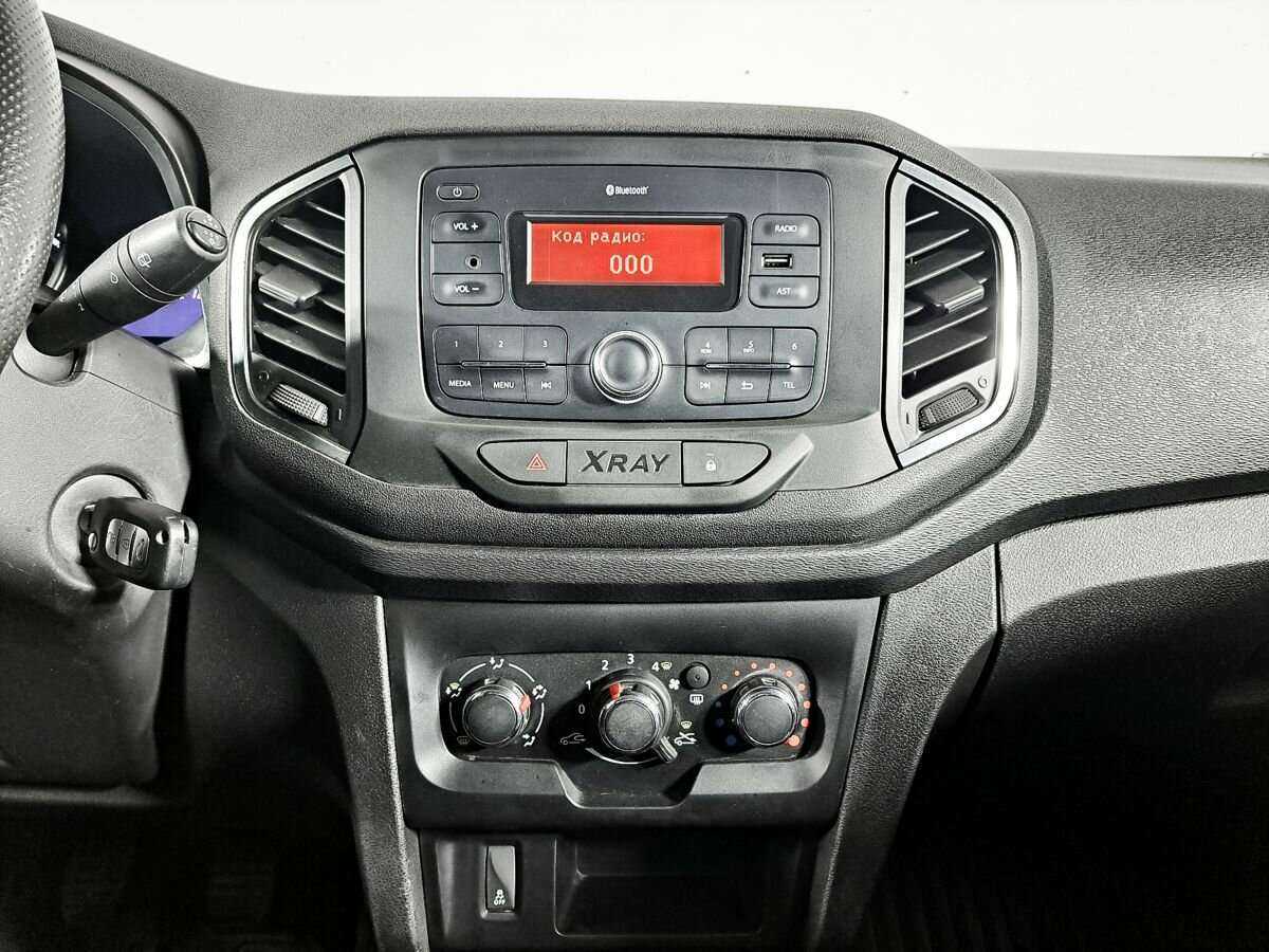 Б/У Лада (ВАЗ) ИКСРЭЙ 2018 года. Фото: #10