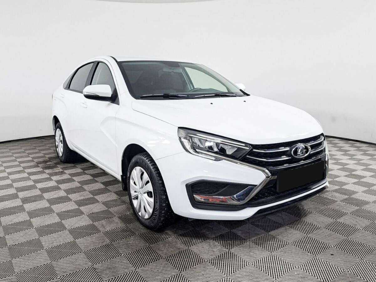 Б/У Лада (ВАЗ) Веста 2023 года. Фото: #2