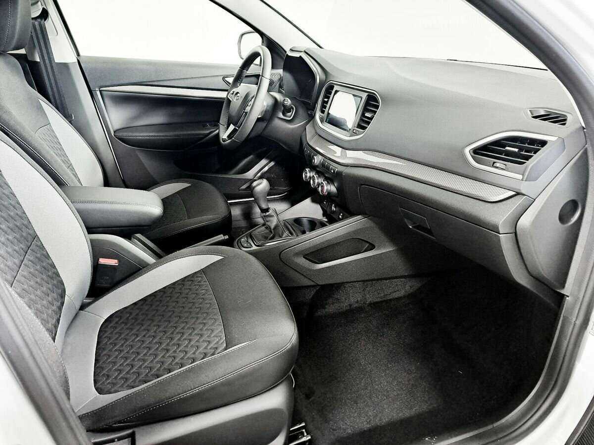 Б/У Лада (ВАЗ) Веста 2023 года. Фото: #6