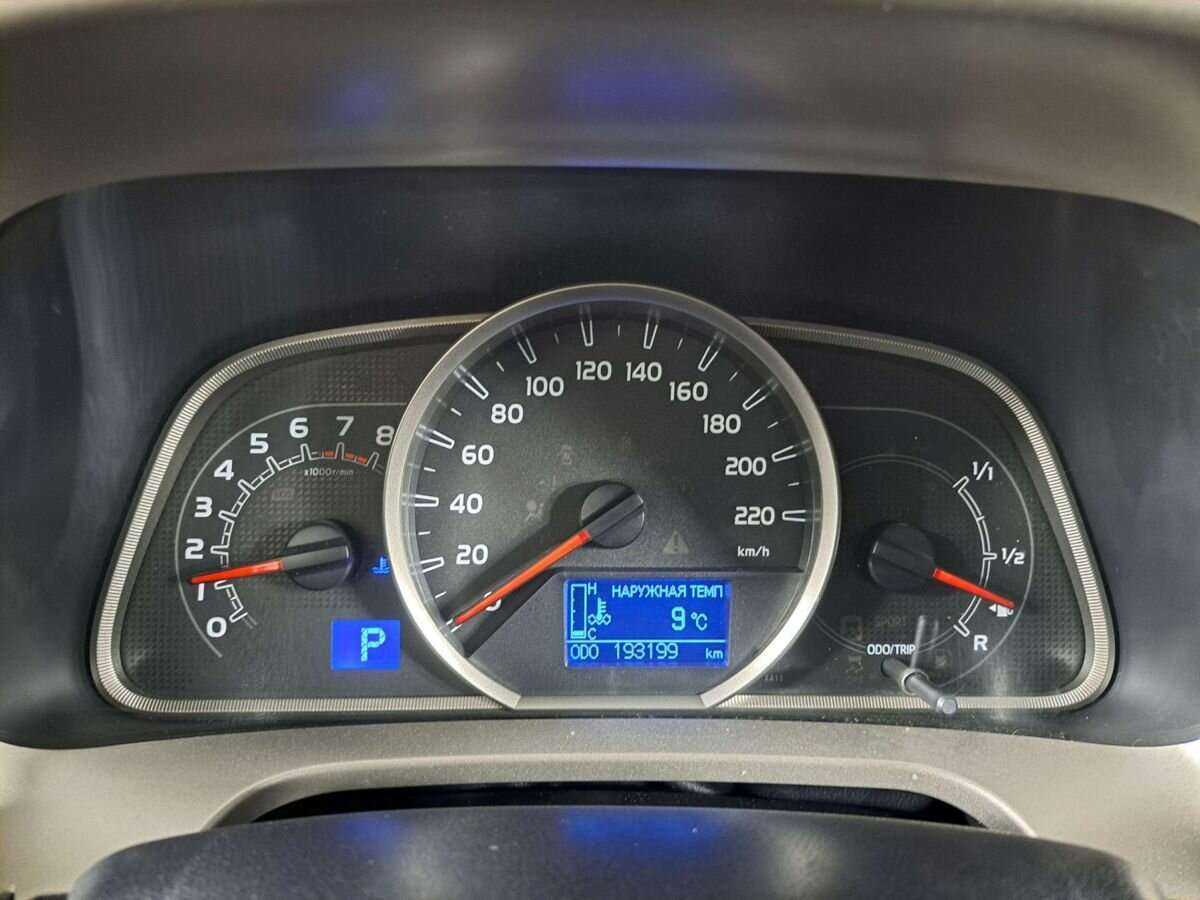 Б/У Тойота Рав4 2014 года. Фото: #10