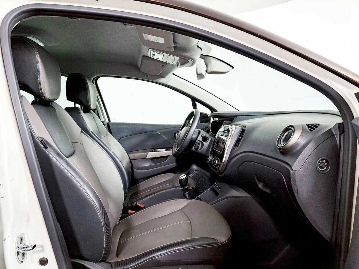 Б/У Рено Каптюр 2019 года. Фото: #8