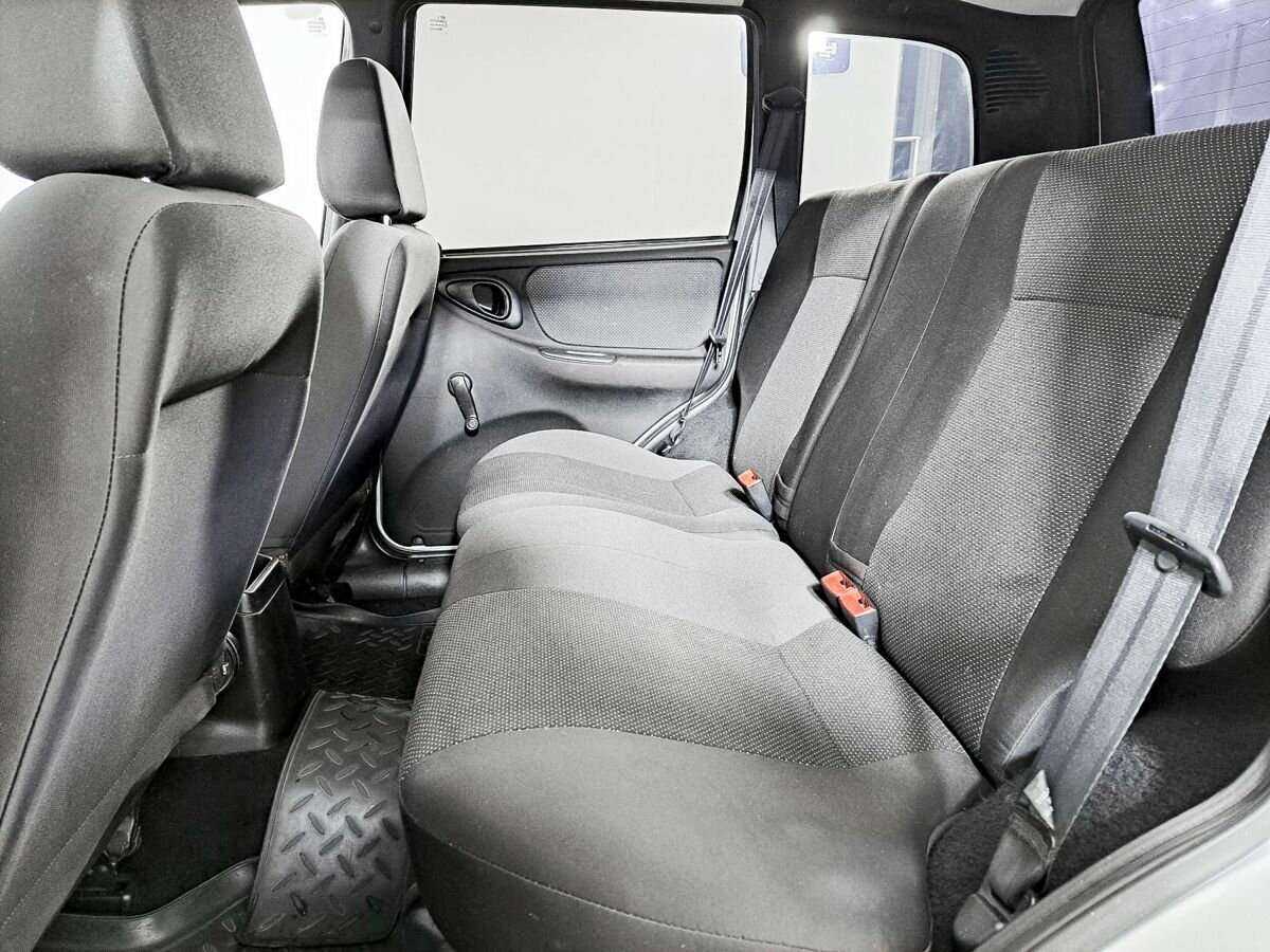 Б/У Шевроле Нива 2013 года. Фото: #9