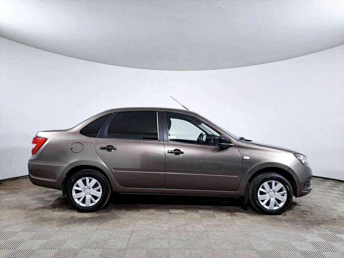 Lada (ВАЗ) Granta 2021 года с пробегом. Фото: #3