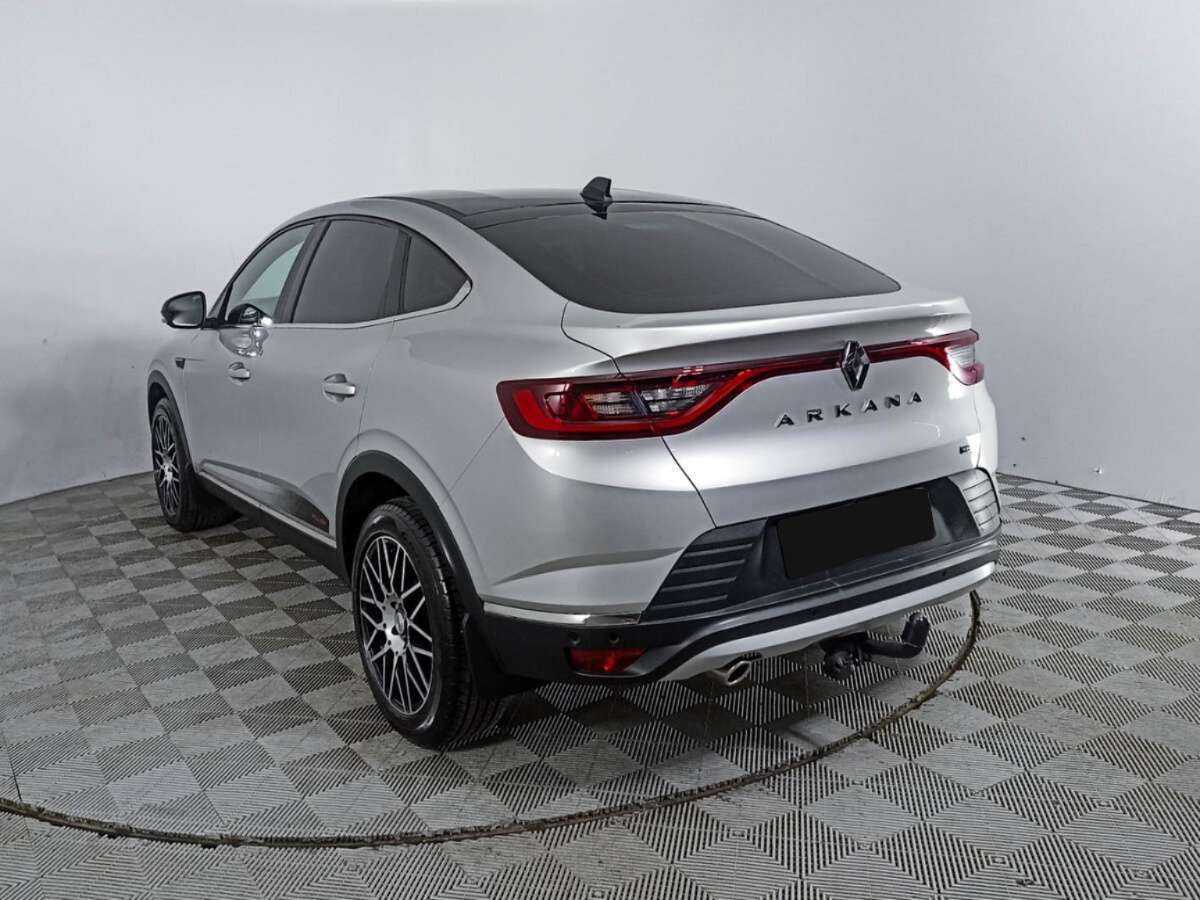 Б/У Рено Аркана 2021 года. Фото: #5