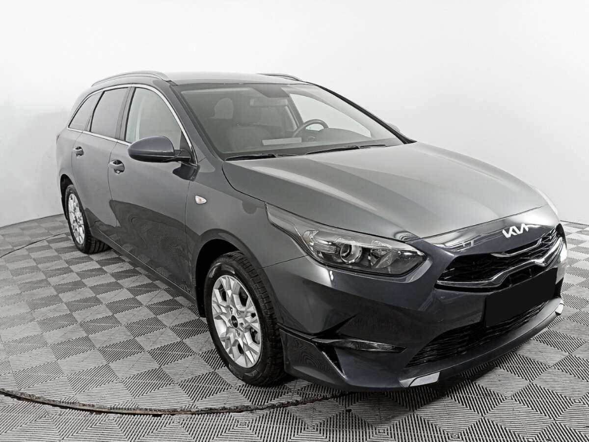 Б/У Киа Сид 2022 года. Фото: #2