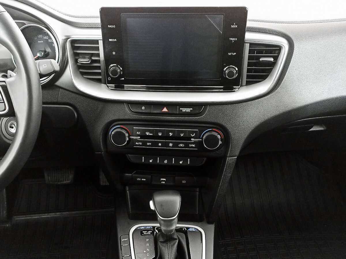 Б/У Киа Сид 2022 года. Фото: #12