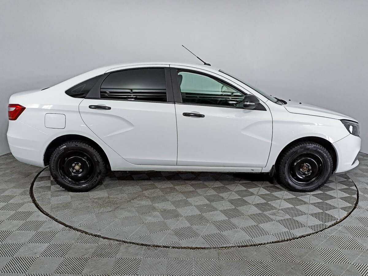 Б/У Лада (ВАЗ) Веста 2021 года. Фото: #3