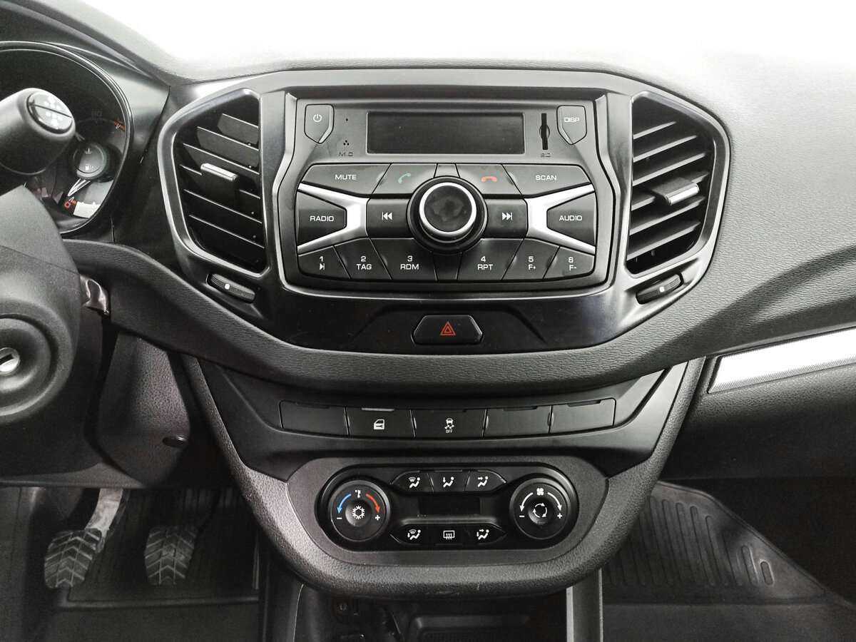 Б/У Лада (ВАЗ) Веста 2020 года. Фото: #12