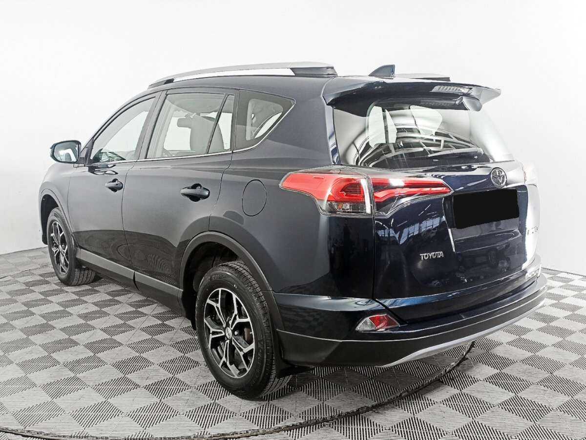 Toyota RAV4 2018 года с пробегом. Фото: #6