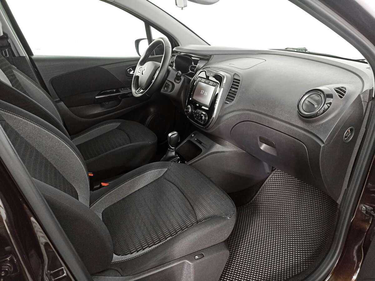 Б/У Рено Каптюр 2018 года. Фото: #8