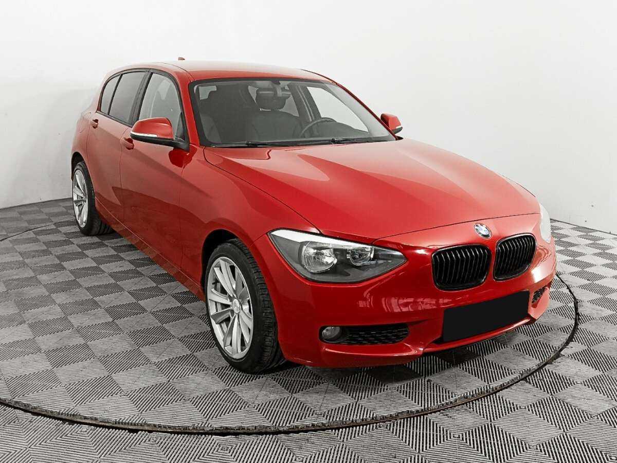 BMW 1 серии 2012 года с пробегом. Фото: #2