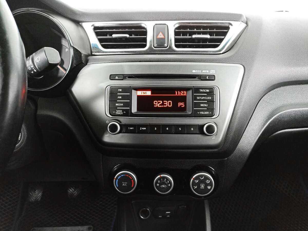 Б/У Киа Рио 2016 года. Фото: #11