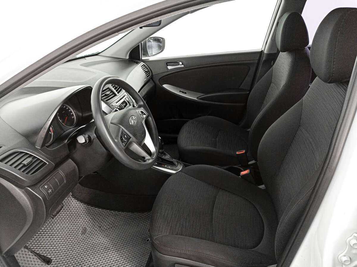 Б/У Хендай Солярис 2015 года. Фото: #13