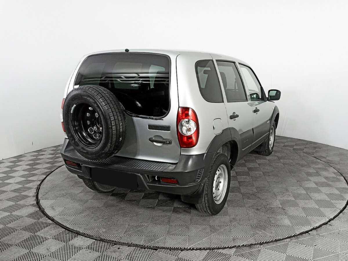 Б/У Шевроле Нива 2017 года. Фото: #4