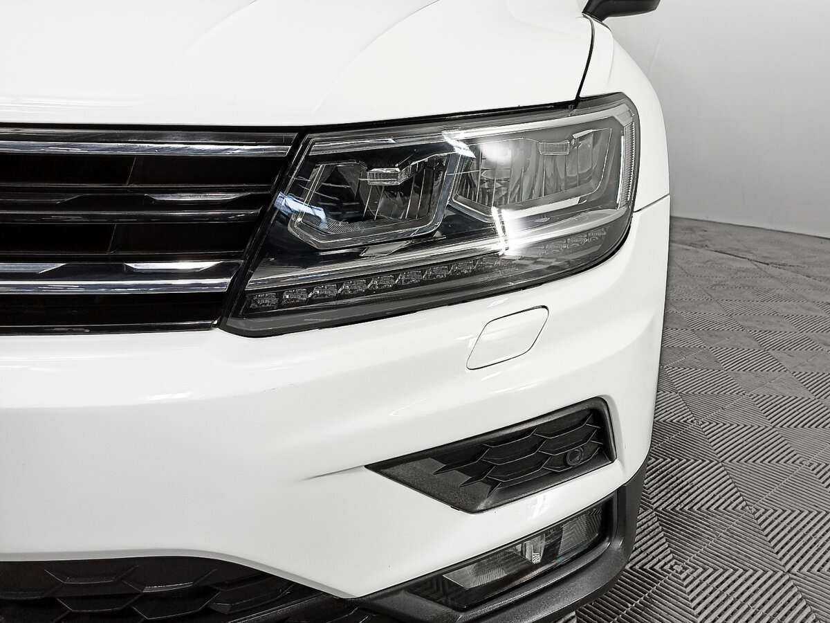 Б/У Фольксваген Тигуан 2017 года. Фото: #16