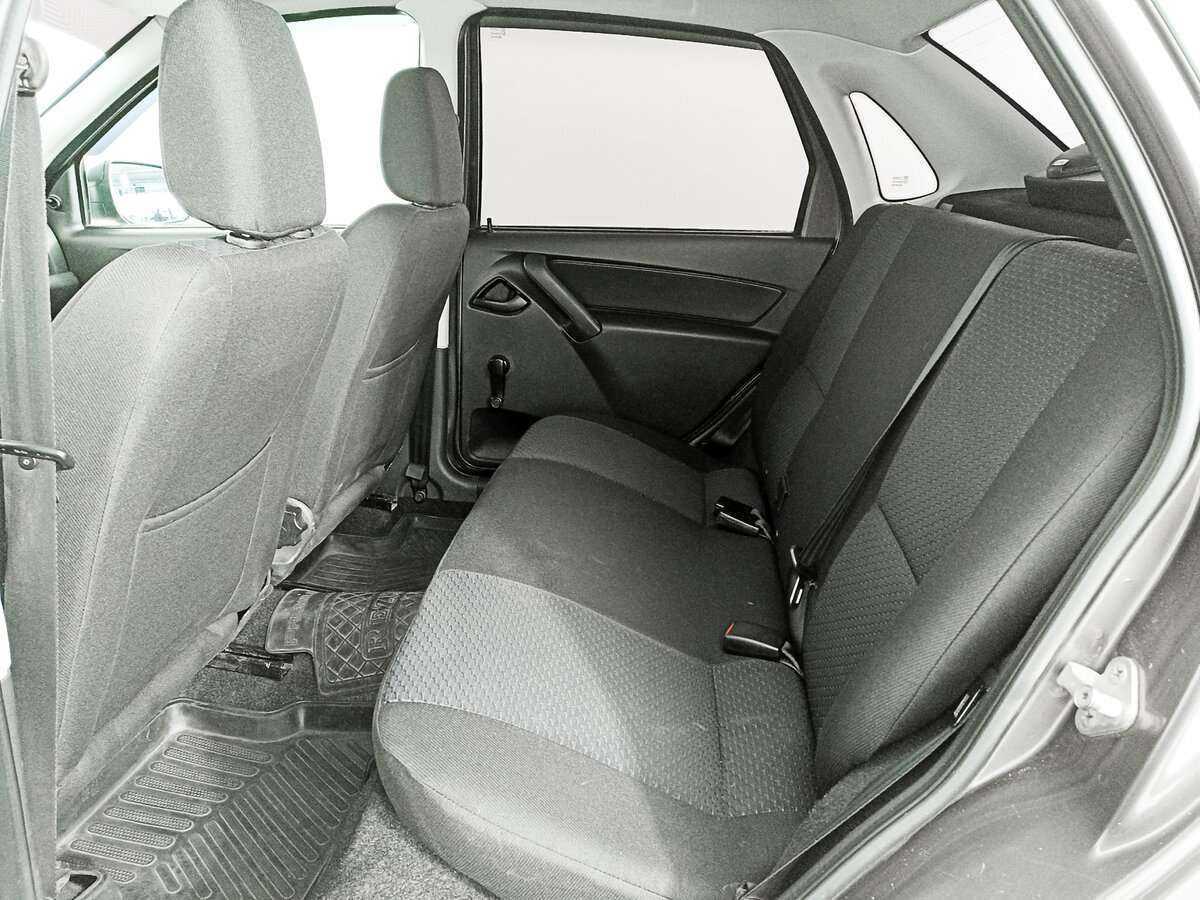 Б/У Лада (ВАЗ) Гранта 2014 года. Фото: #7