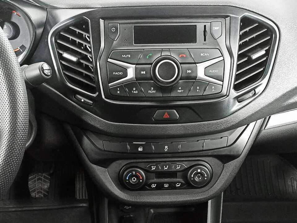 Б/У Лада (ВАЗ) Веста 2021 года. Фото: #12