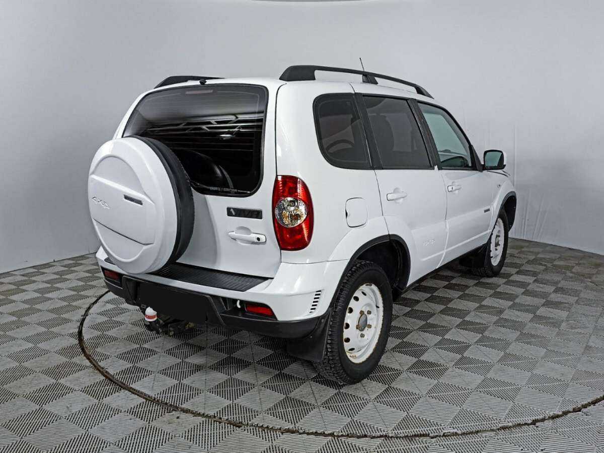 Б/У Шевроле Нива 2016 года. Фото: #3