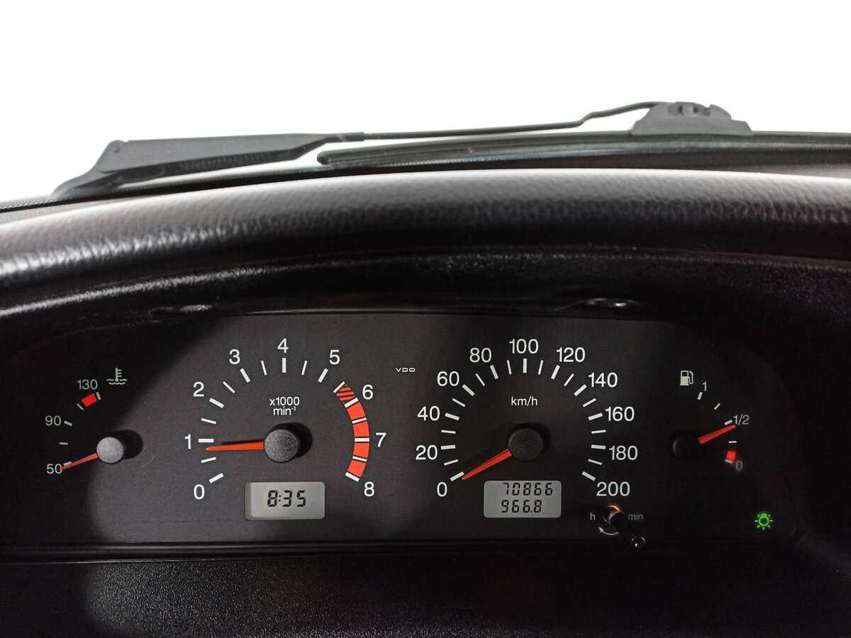 Б/У Шевроле Нива 2016 года. Фото: #8