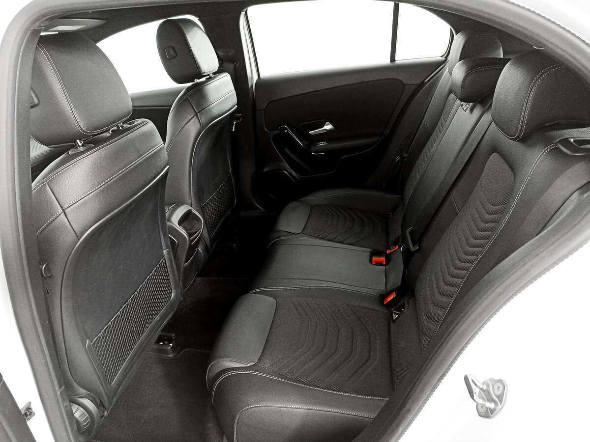 Mercedes-Benz A-Класс 2018 года с пробегом. Фото: #9