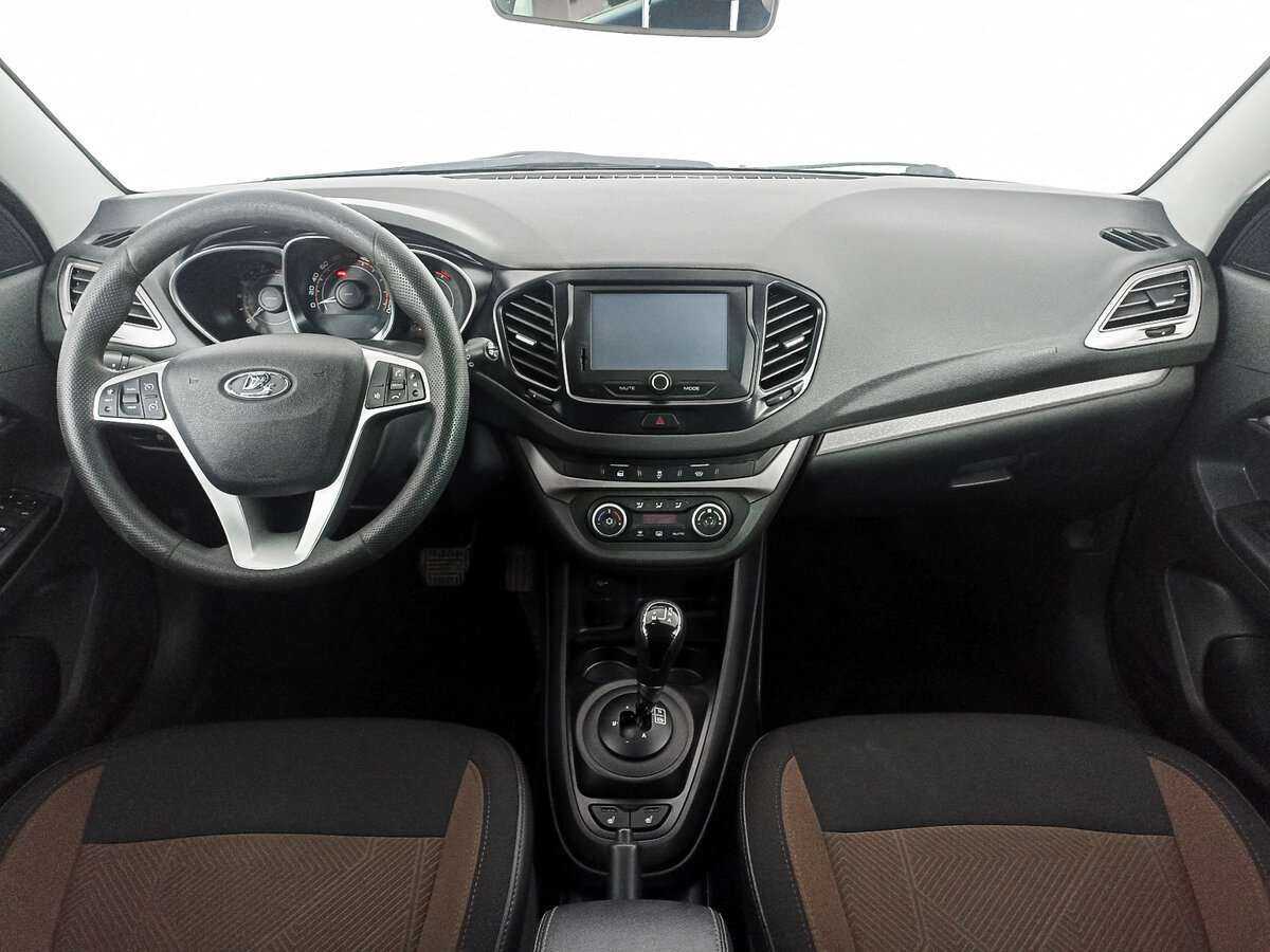 Б/У Лада (ВАЗ) Веста 2017 года. Фото: #11