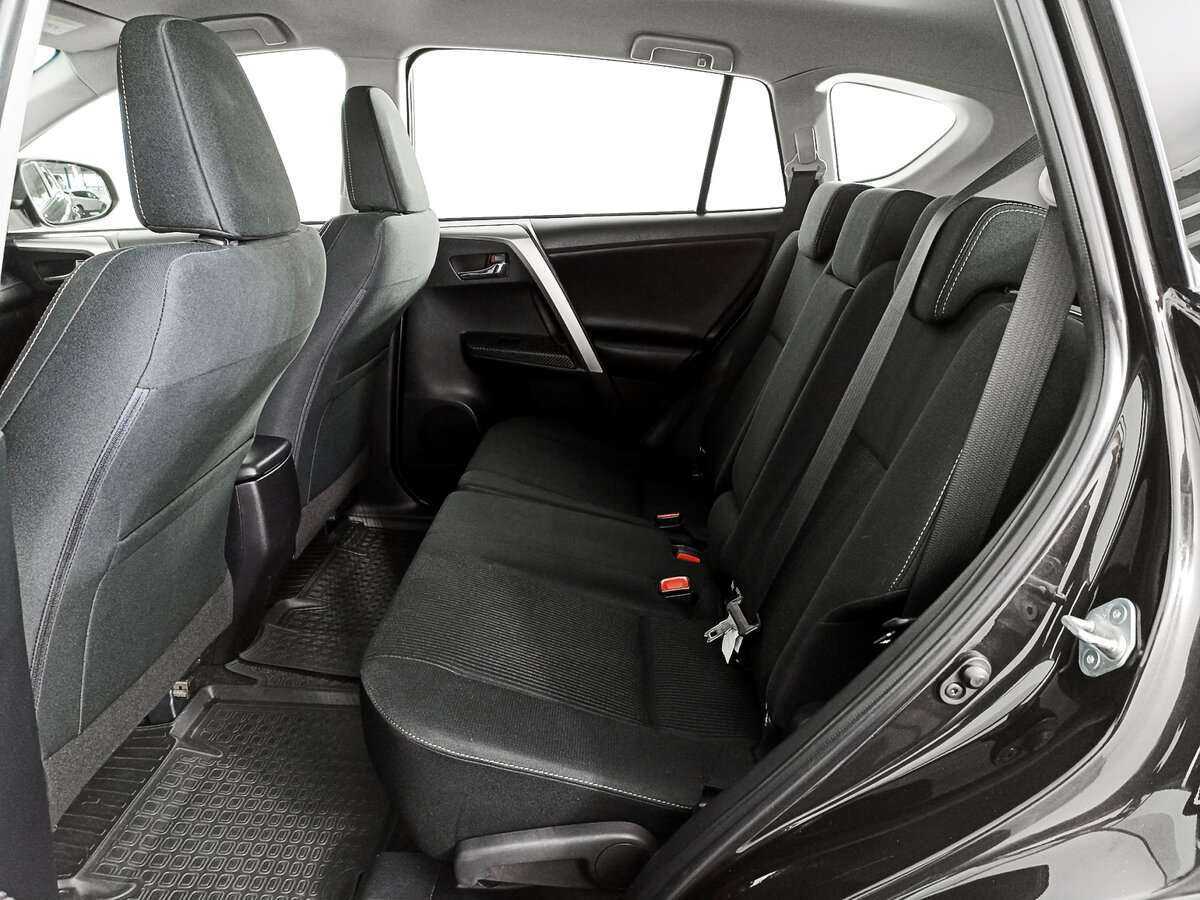 Б/У Тойота Рав4 2014 года. Фото: #9