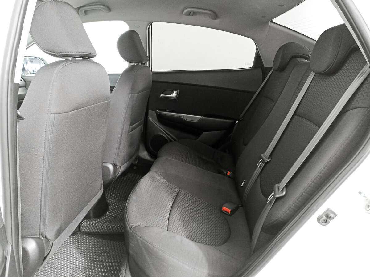 Б/У Киа Рио 2015 года. Фото: #9