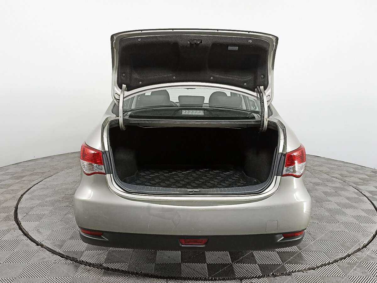 Б/У Ниссан Альмера 2016 года. Фото: #9