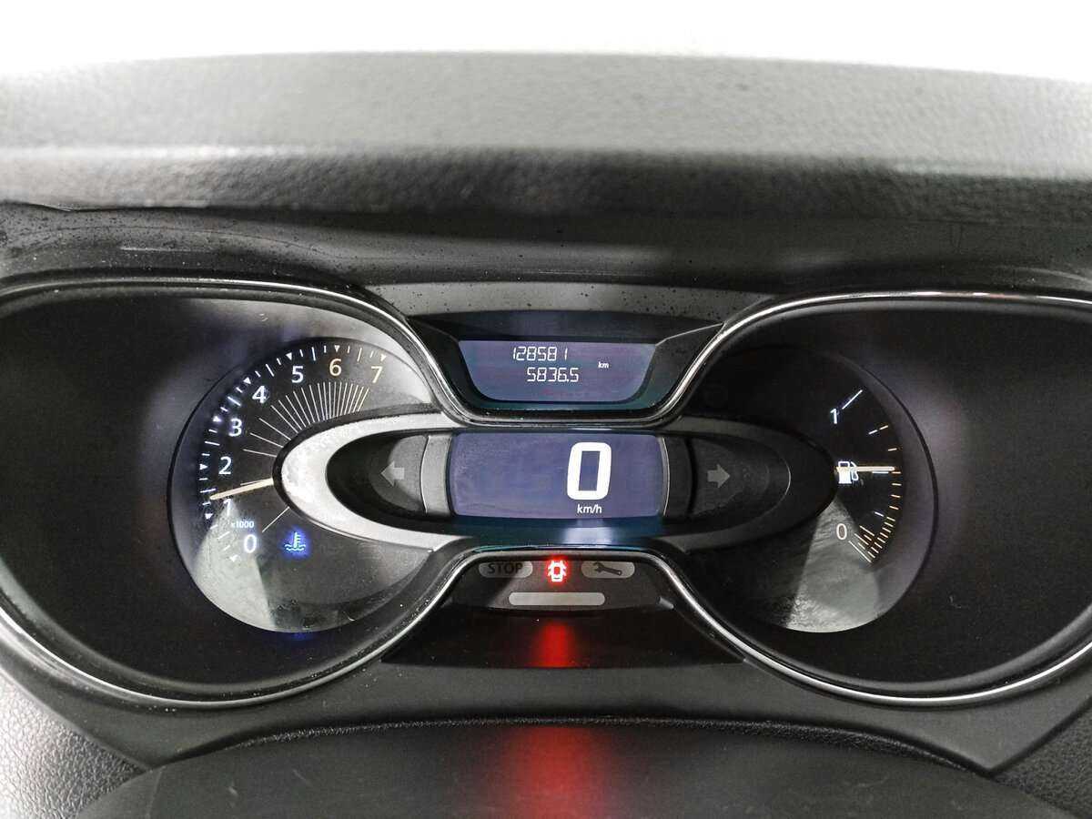 Б/У Рено Каптюр 2016 года. Фото: #10