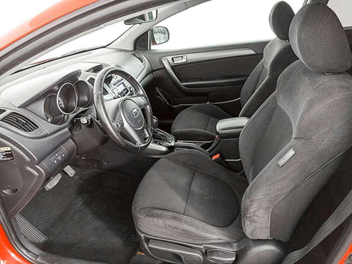 Kia Cerato 2012 года с пробегом. Фото: #13